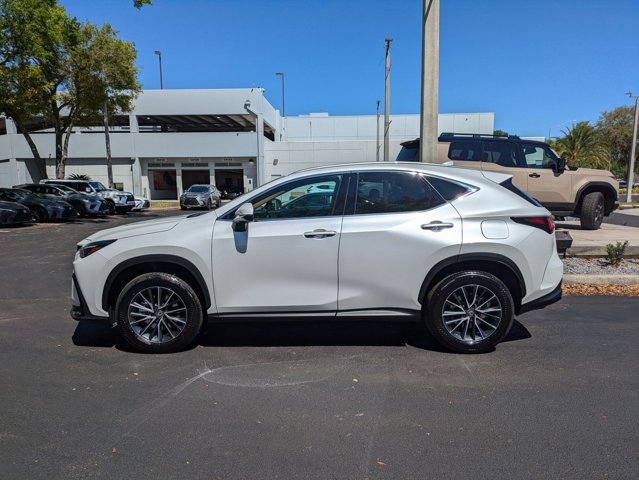 Used 2025 Lexus NX 250 NX 250 Premium w/ Towing Package (2000 Lbs) image 9