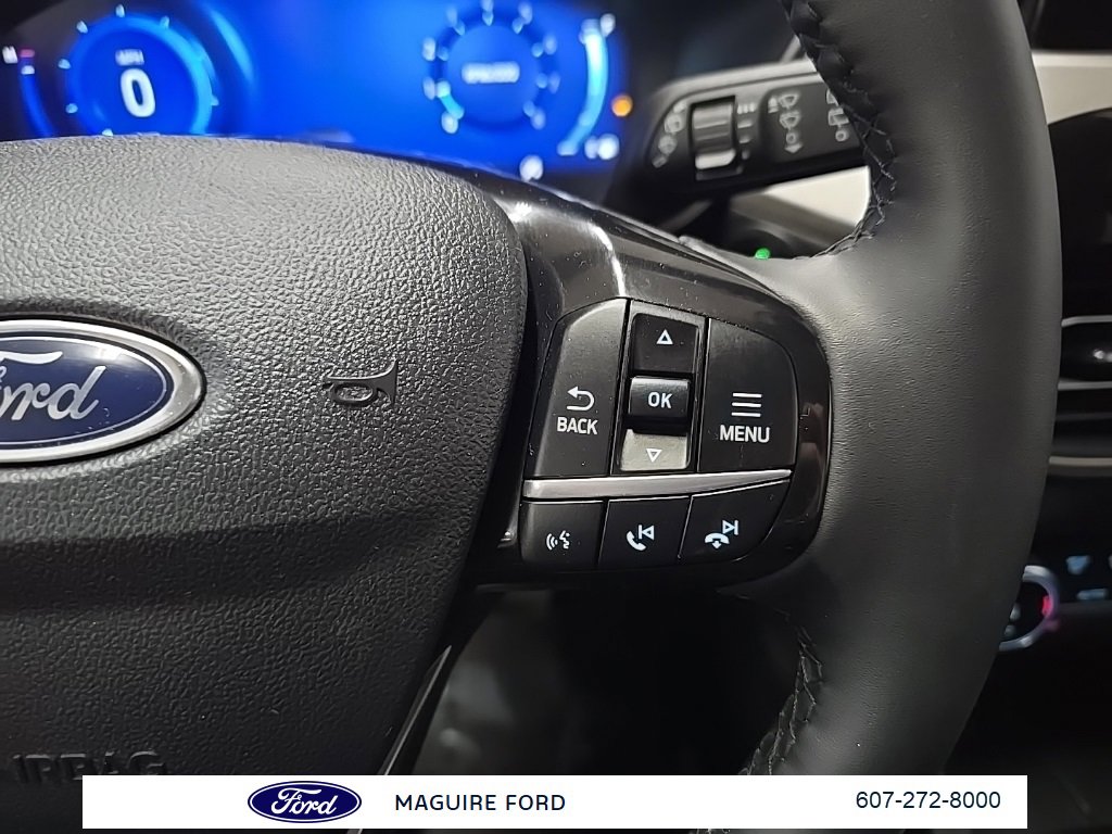 Used 2022 Ford Escape SEL w/ Technology Package image 23