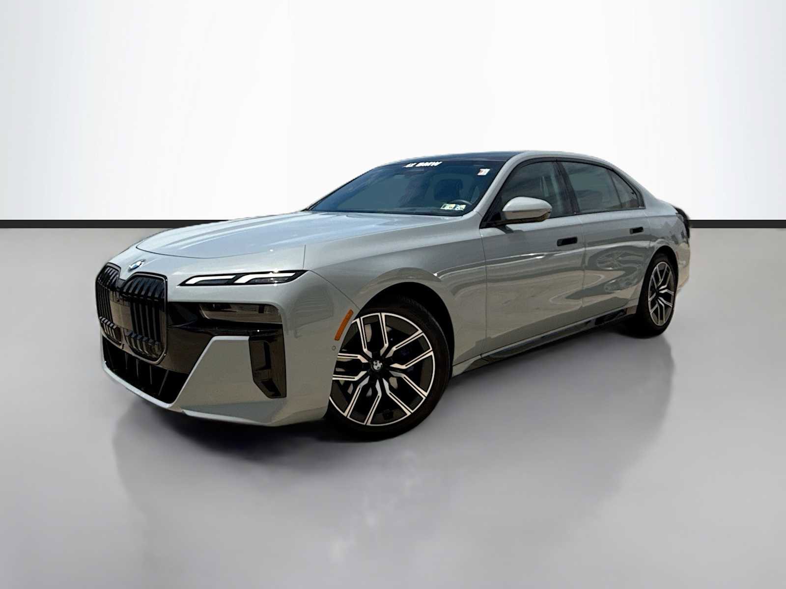 Used 2025 BMW 740i xDrive w/ Premium Package AWD/4WD image 1