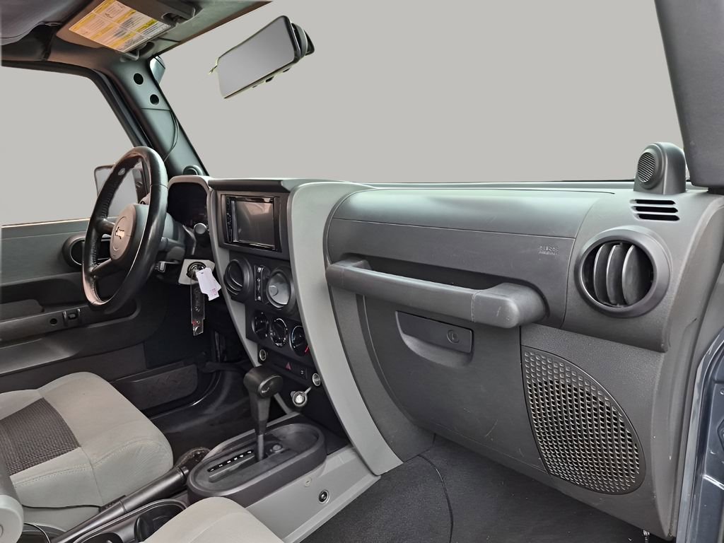 Used 2008 Jeep Wrangler X image 14