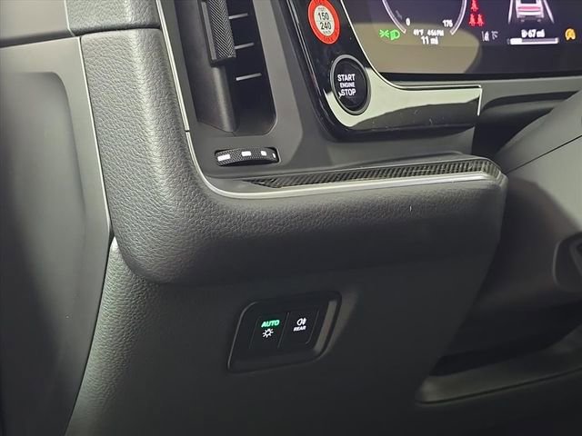 Certified 2026 Porsche Cayenne Coupe image 18