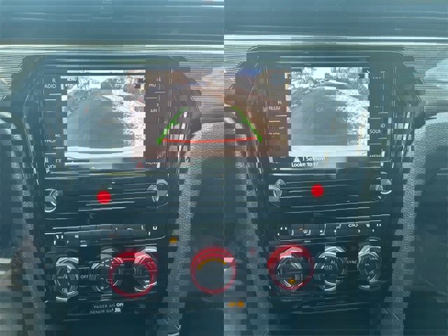 Used 2020 Volkswagen Passat 2.0T R-Line image 18