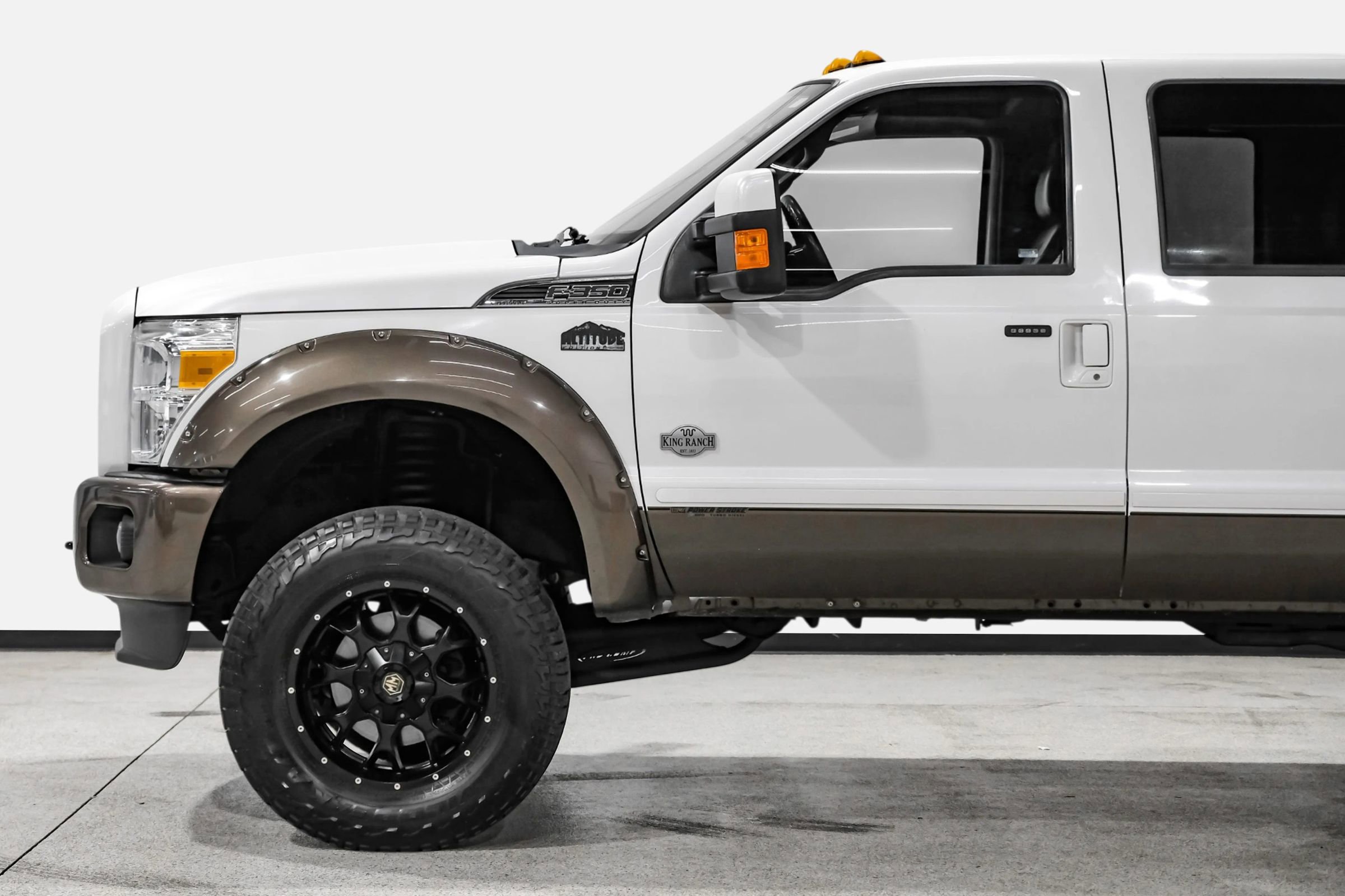 Used 2016 Ford F350 King Ranch w/ Snow Plow Prep Package image 13