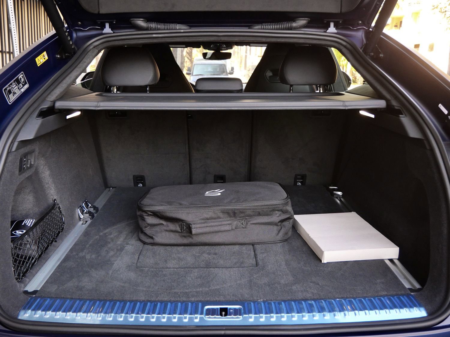 Used 2025 Lamborghini Urus SE image 24