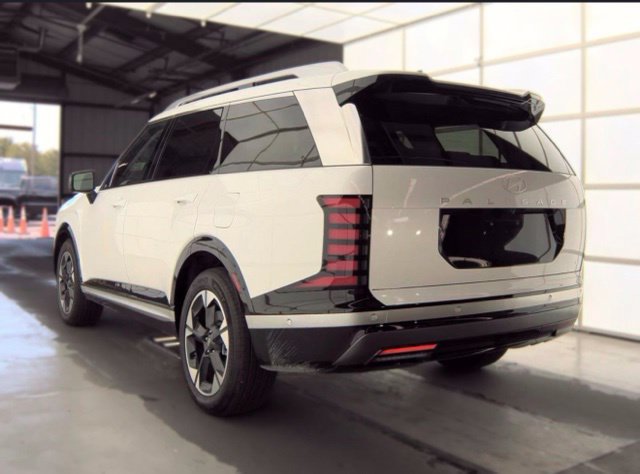Used 2026 Hyundai Palisade Limited AWD/4WD image 5