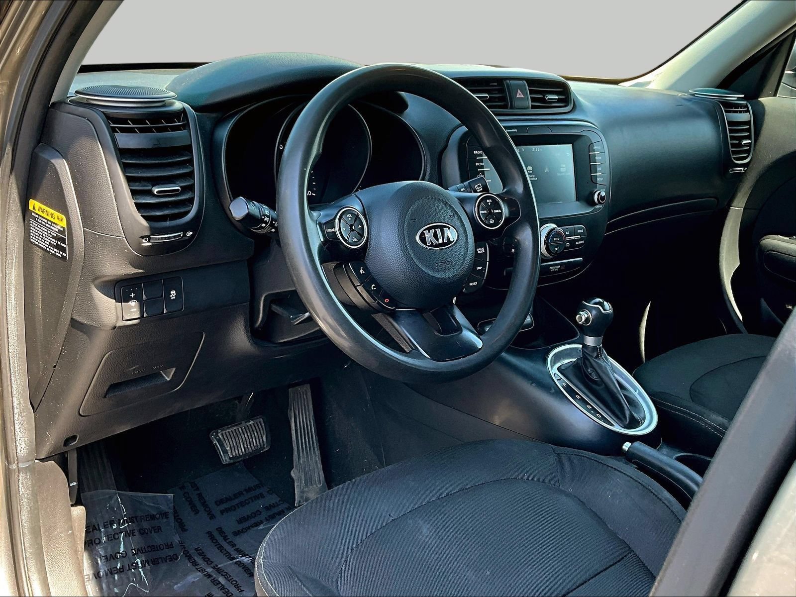 Used 2018 Kia Soul + FWD image 19