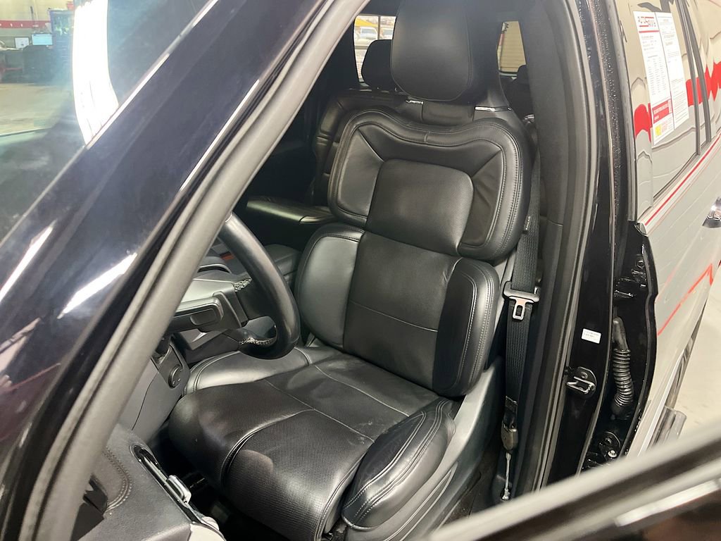 Used 2023 Lincoln Navigator L Reserve AWD/4WD image 20