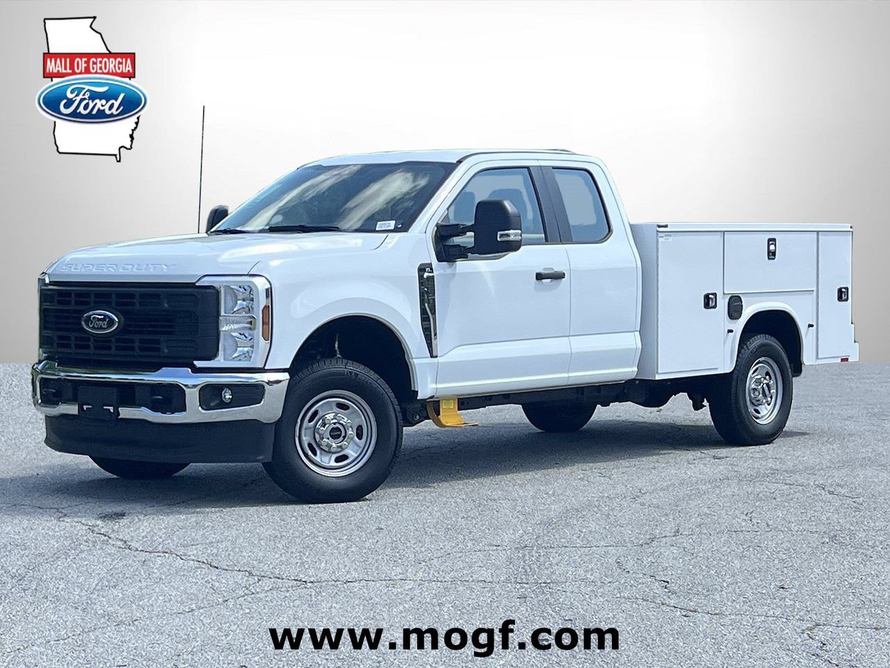 New 2026 Ford F250 XL w/ XL Chrome Package