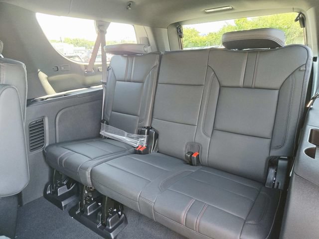 New 2026 Chevrolet Suburban RST w/ Comfort Package AWD/4WD image 11