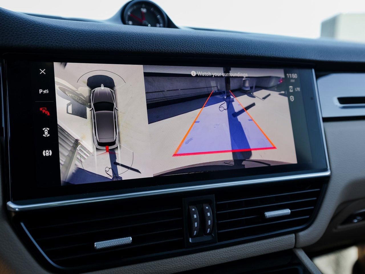 Certified 2023 Porsche Cayenne image 19