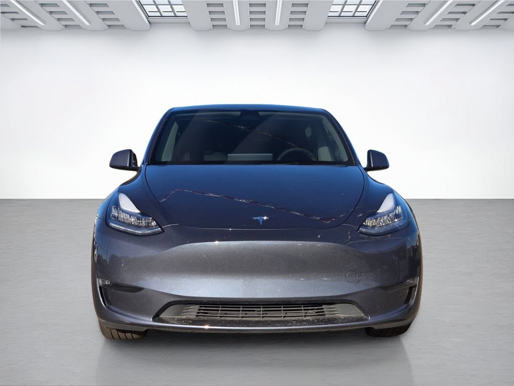 Used 2023 Tesla Model Y Long Range AWD/4WD image 2
