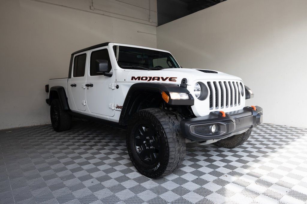Used 2023 Jeep Gladiator Mojave w/ Cold Weather Group AWD/4WD image 6