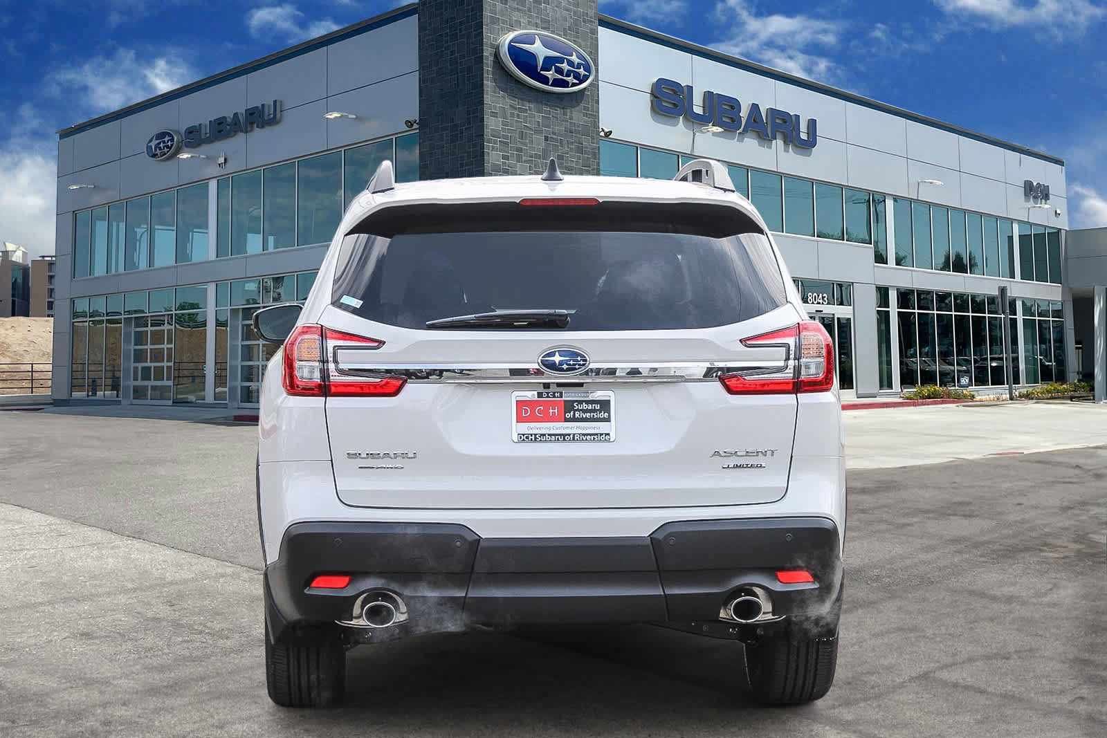 New 2025 Subaru Ascent Limited w/ Popular Package #2 image 5
