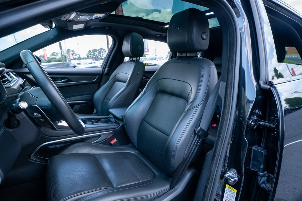 Used 2023 Jaguar F-PACE S AWD/4WD image 28
