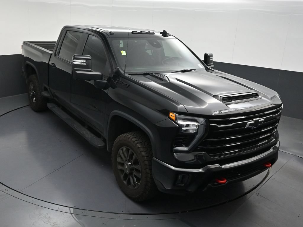 Used 2025 Chevrolet Silverado 2500 LT w/ Trail Boss Package AWD/4WD image 22