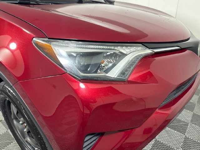 Used 2018 Toyota RAV4 LE w/ All Weather Liner Package AWD/4WD image 12