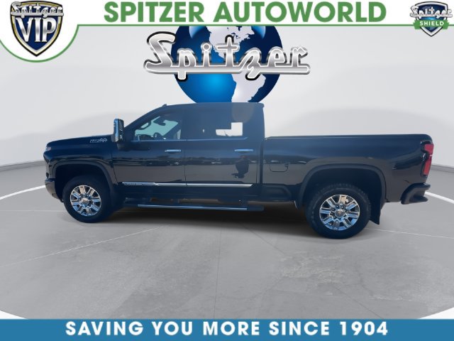 Used 2024 Chevrolet Silverado 2500 High Country w/ Technology Package AWD/4WD image 7