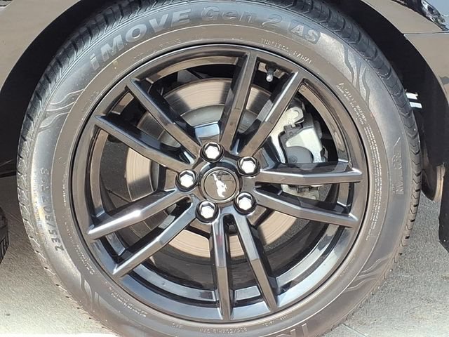 Used 2017 Ford Mustang GT Premium RWD image 9