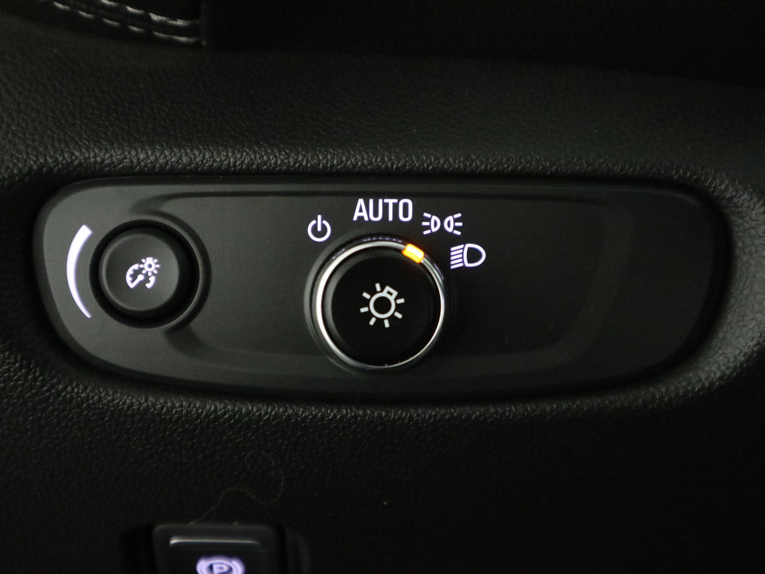 Used 2023 Chevrolet Blazer LT image 33