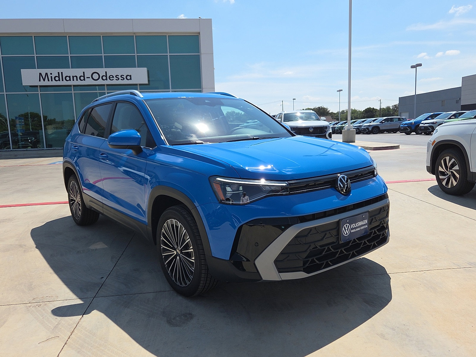 New 2025 Volkswagen Taos SE