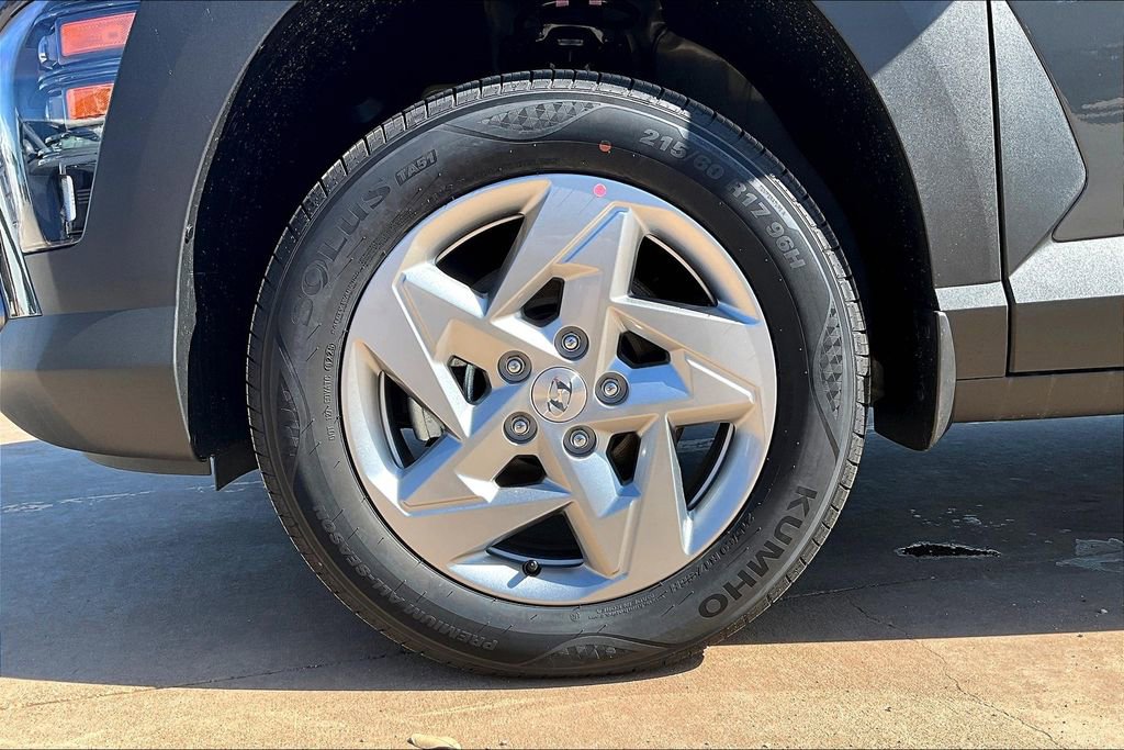 Certified 2025 Hyundai Kona SE AWD/4WD image 22