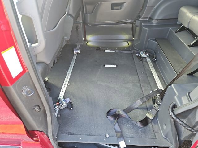 Used 2023 Toyota Sienna XSE w/ XSE Plus Package image 20