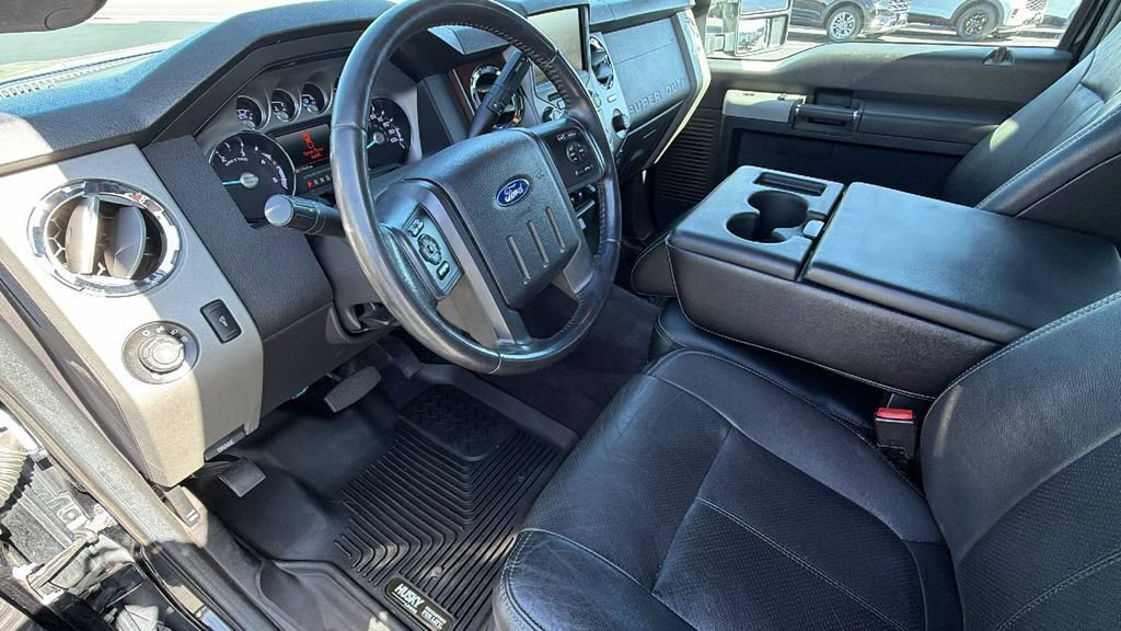 Used 2016 Ford F250 Lariat w/ Lariat Interior Package AWD/4WD image 10
