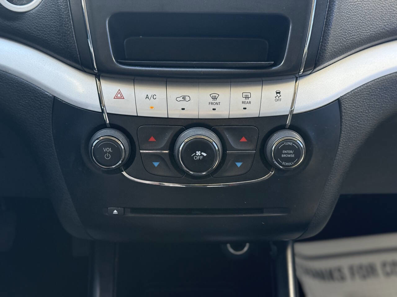 Used 2014 Dodge Journey SXT image 21