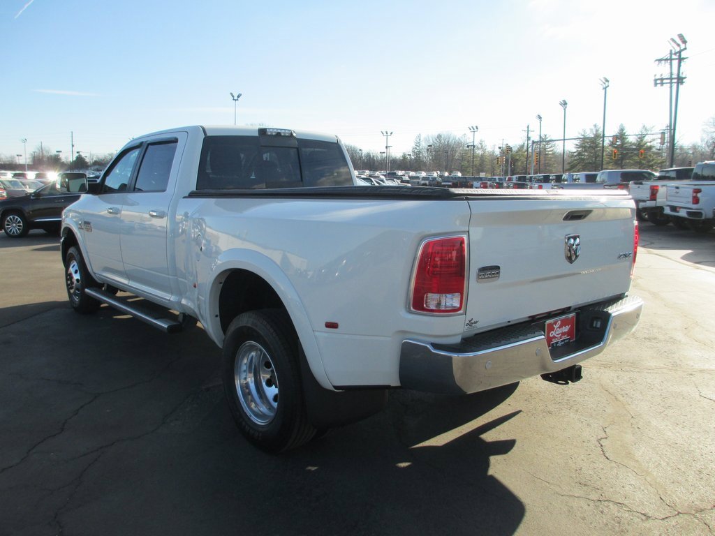 Used 2016 RAM 3500 Laramie Longhorn image 9