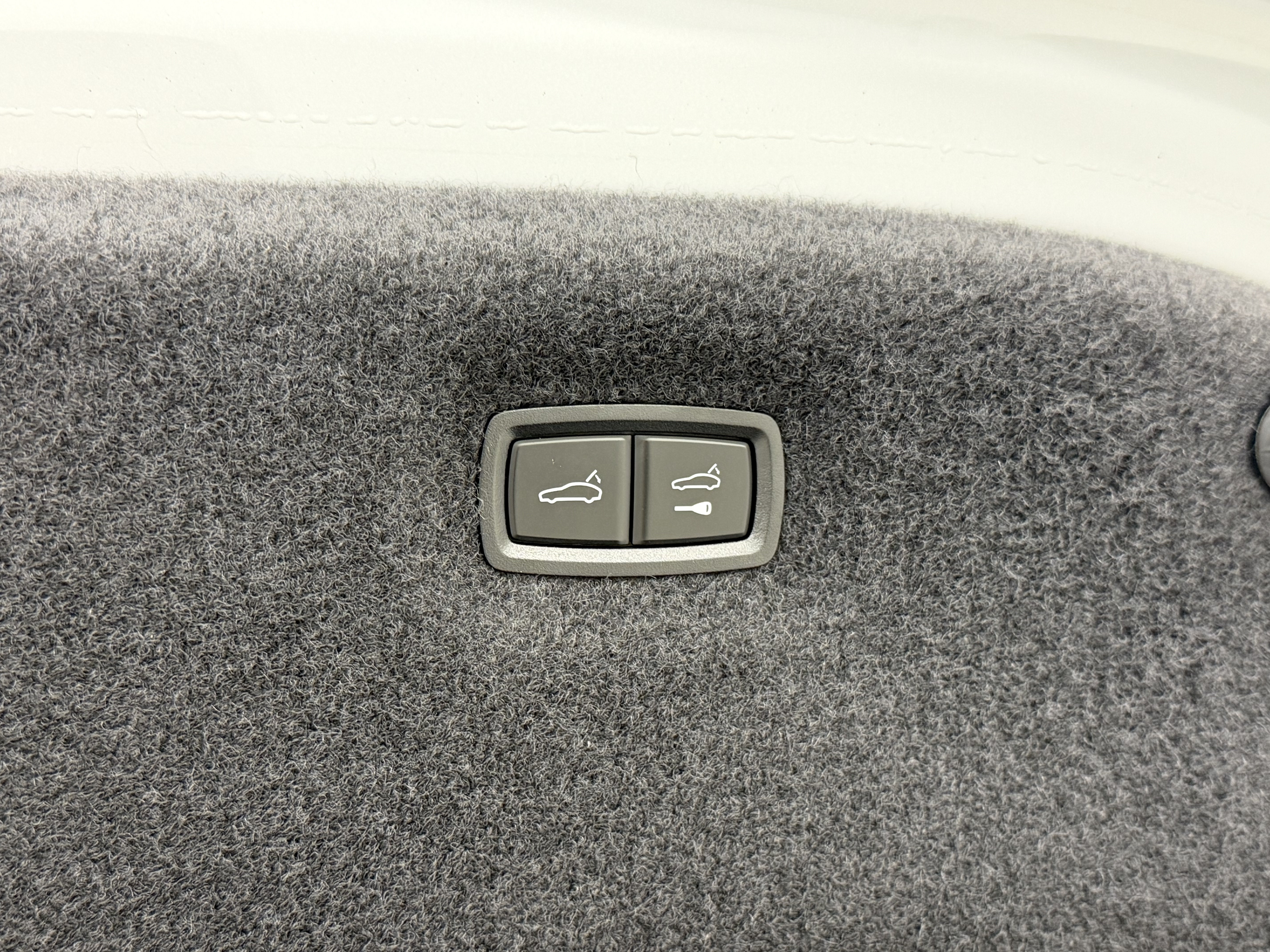 Certified 2021 Porsche Taycan Turbo S AWD/4WD image 68