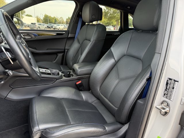 Used 2023 Porsche Macan S w/ Premium Package Plus AWD/4WD image 22