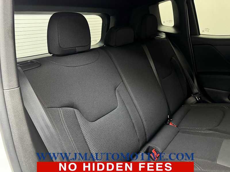 Used 2022 Jeep Renegade Altitude image 18