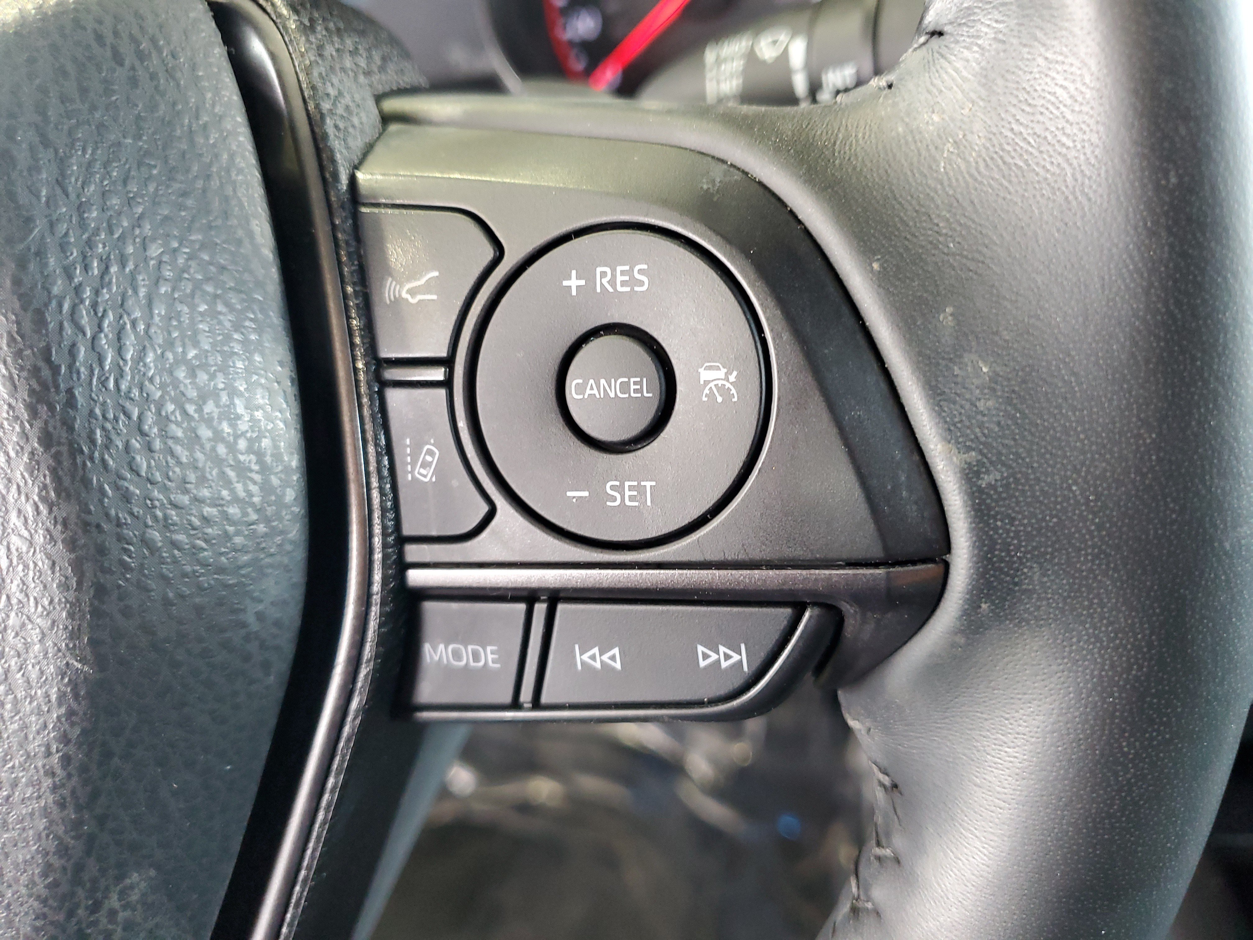 Used 2023 Toyota Camry XSE FWD image 25