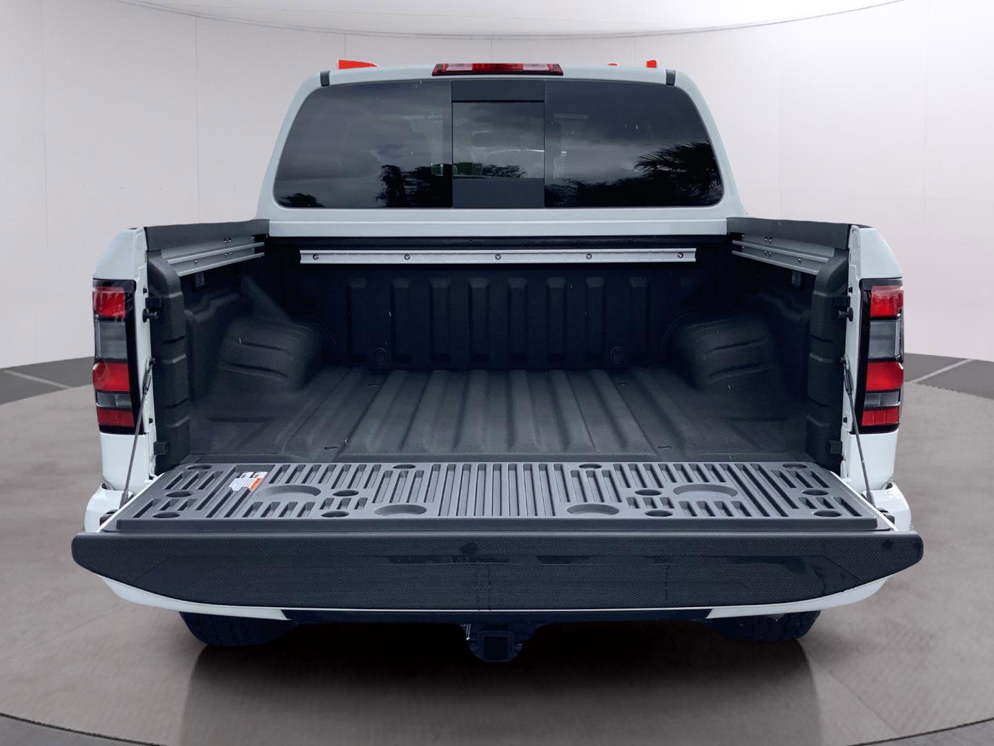 New 2026 Nissan Frontier Pro-X w/ Pro-X Convenience Package image 30