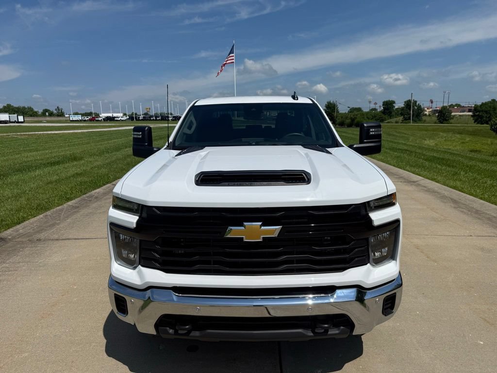 Used 2026 Chevrolet Silverado 2500 W/T w/ WT/CX Safety Package AWD/4WD image 11