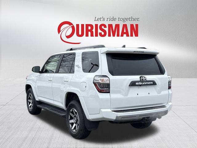 Used 2024 Toyota 4Runner TRD Off-Road Premium image 4