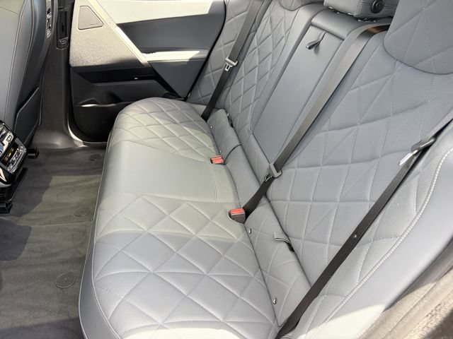 Certified 2023 BMW iX xDrive50 w/ Premium Package AWD/4WD image 19