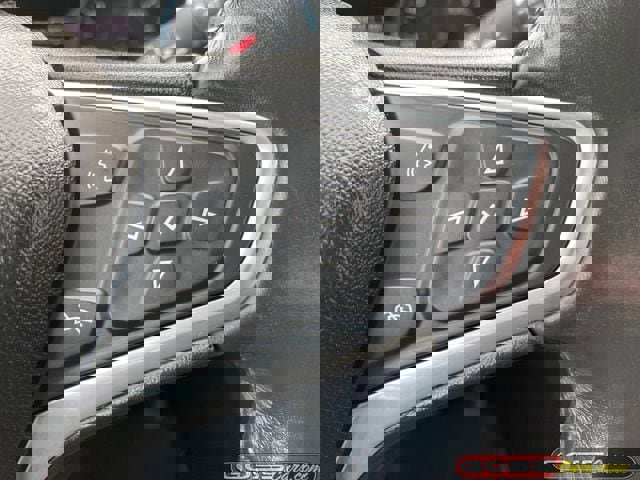 Used 2018 Chevrolet Equinox LT image 18