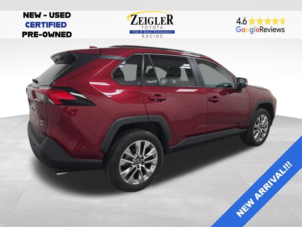 Used 2025 Toyota RAV4 XLE Premium w/ Weather Package AWD/4WD image 4