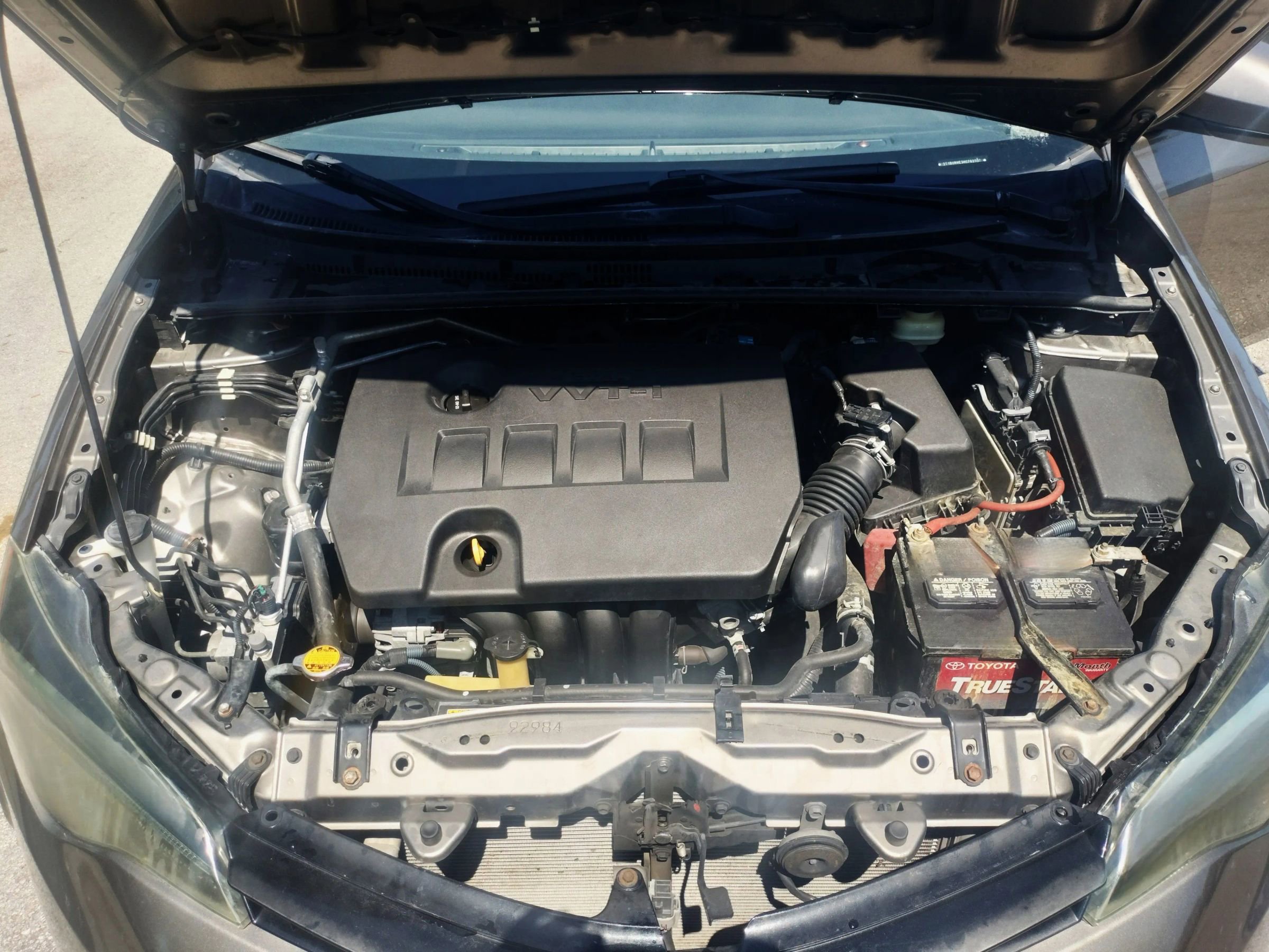 Used 2017 Toyota Corolla LE FWD image 25