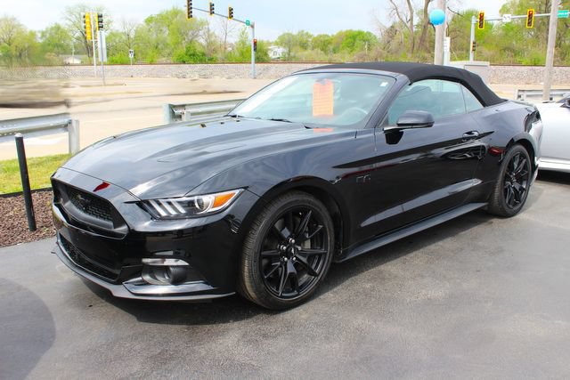Used 2017 Ford Mustang GT Premium w/ Equipment Group 401A RWD image 2