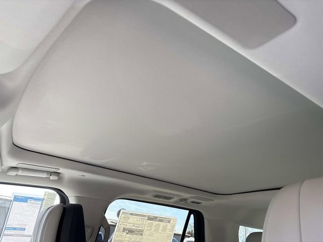 New 2025 Lincoln Navigator L Reserve image 25