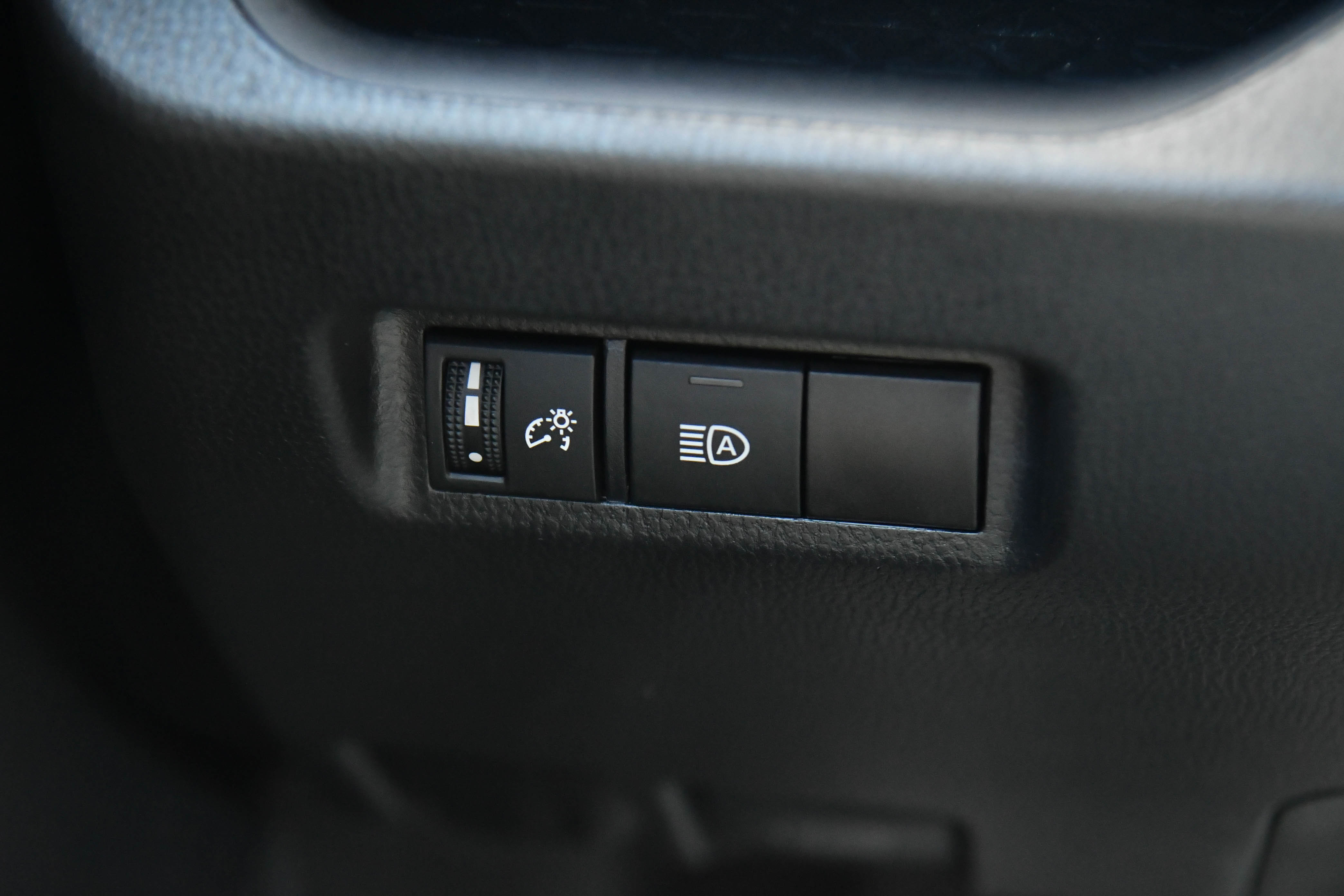 Used 2024 Toyota RAV4 XLE image 33