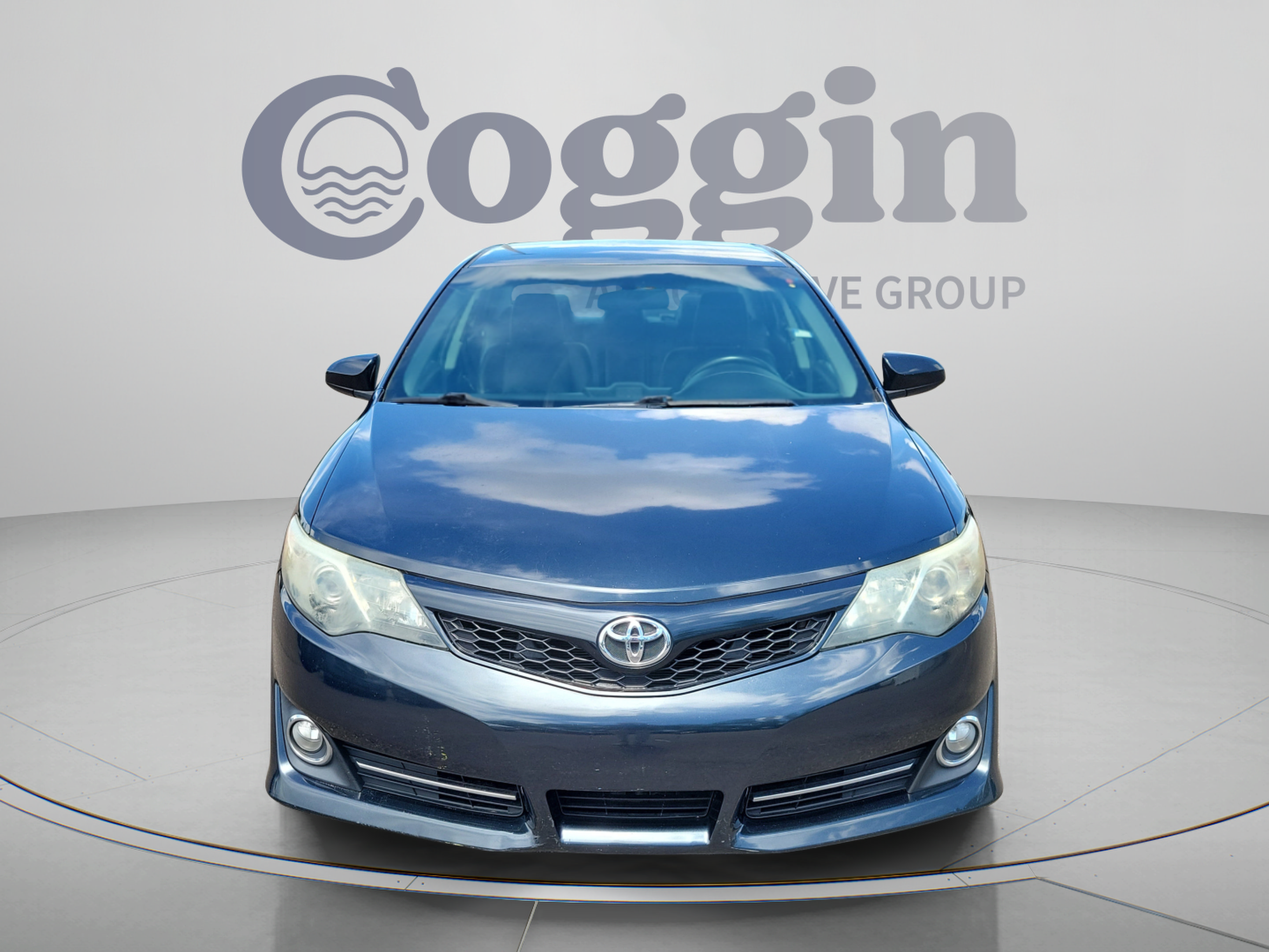 Used 2014 Toyota Camry SE FWD image 8
