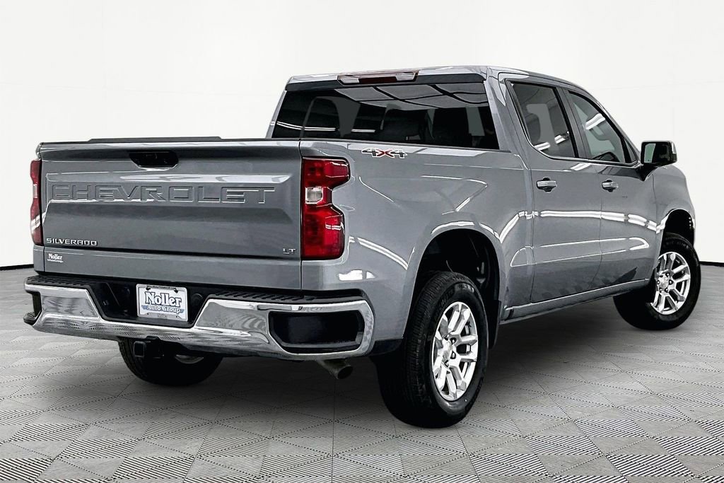 Used 2024 Chevrolet Silverado 1500 LT AWD/4WD image 2