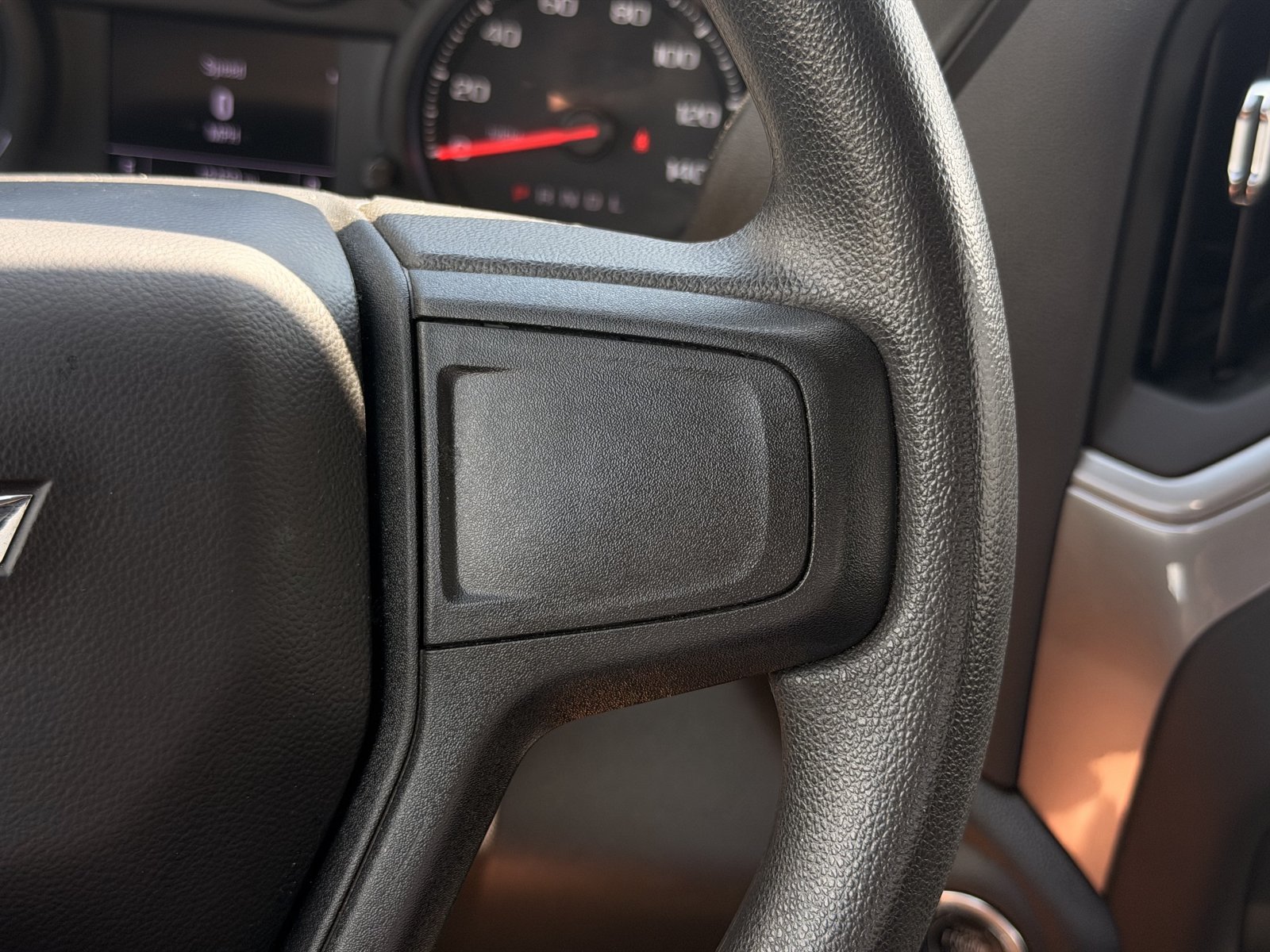 Used 2025 Chevrolet Silverado 1500 W/T RWD image 18