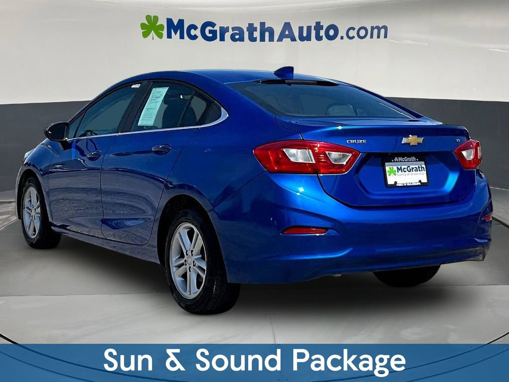 Used 2016 Chevrolet Cruze LT w/ Sun And Sound Package FWD image 5