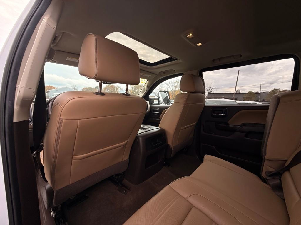 Used 2018 GMC Sierra 3500 Denali w/ Duramax Plus Package image 15