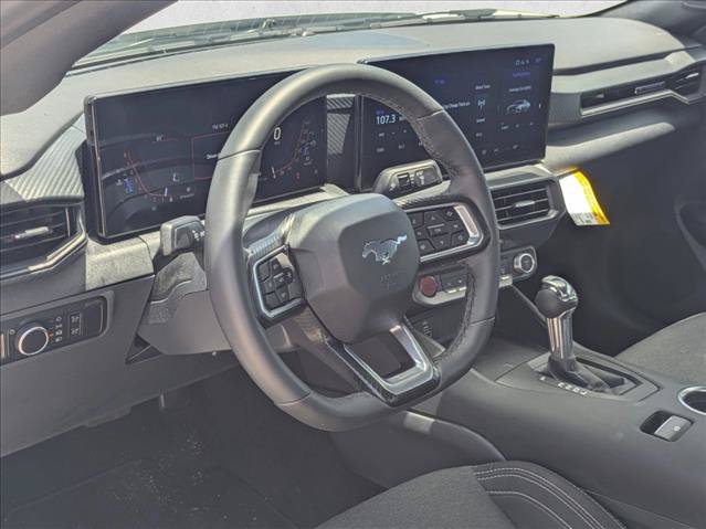 Used 2025 Ford Mustang Coupe RWD image 9
