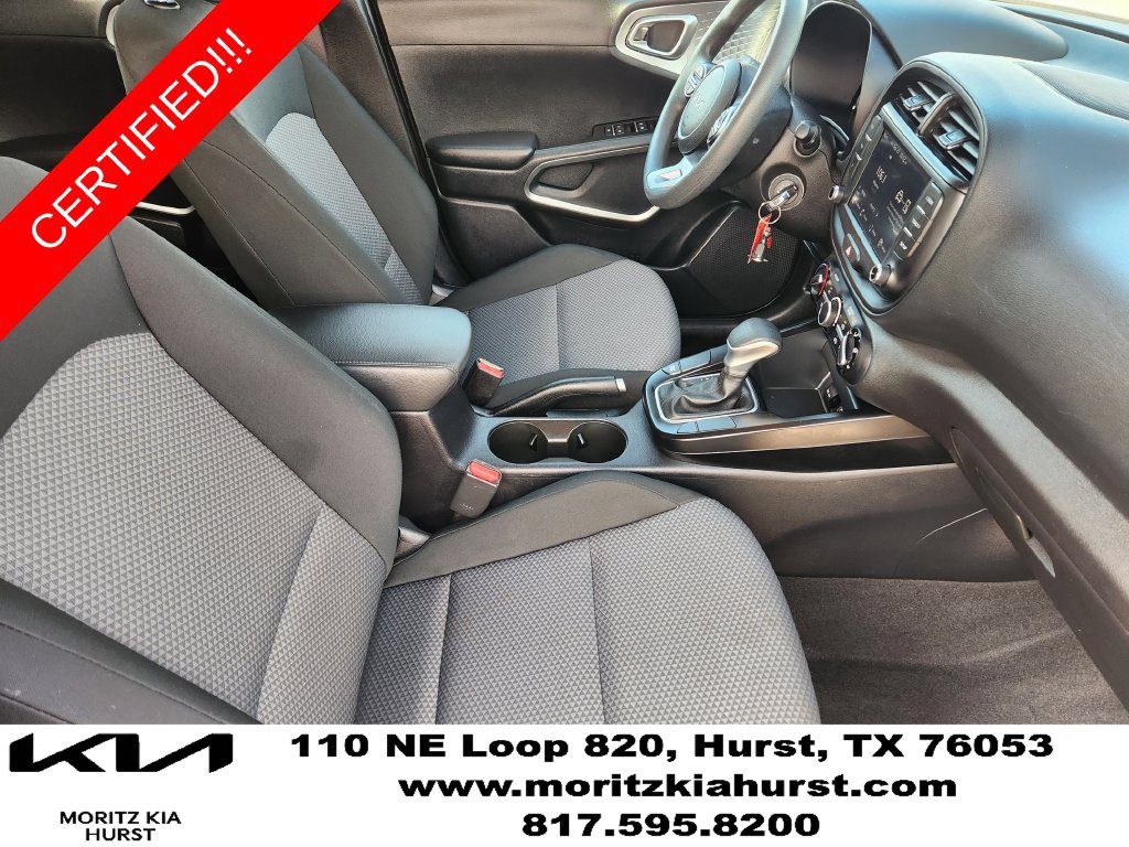 Used 2025 Kia Soul LX w/ LX Technology Package FWD image 18